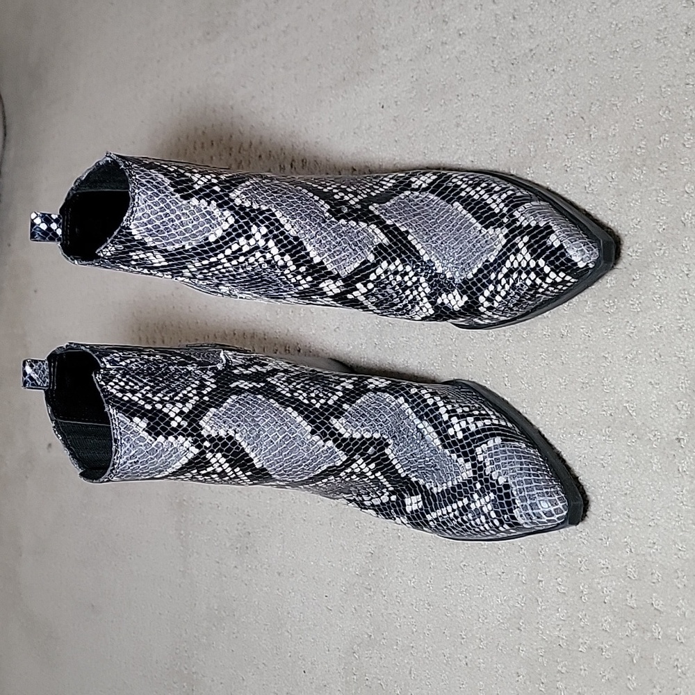 Marc Fisher snake print ankle boots size 8